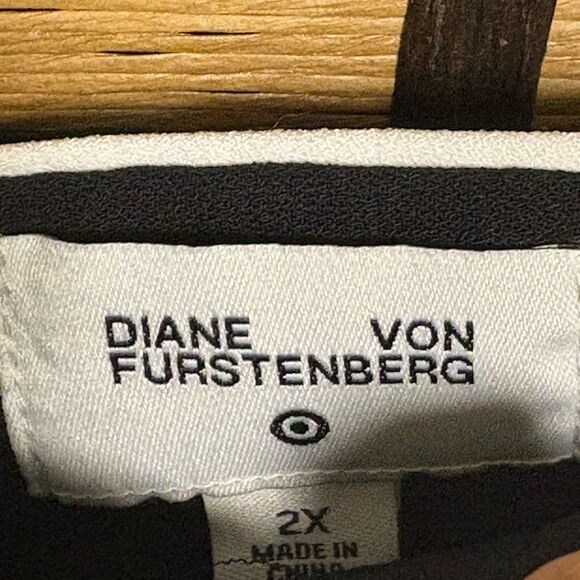 Diane Von Furstenberg For Target Black Skort Size 2X - Picture 7 of 8